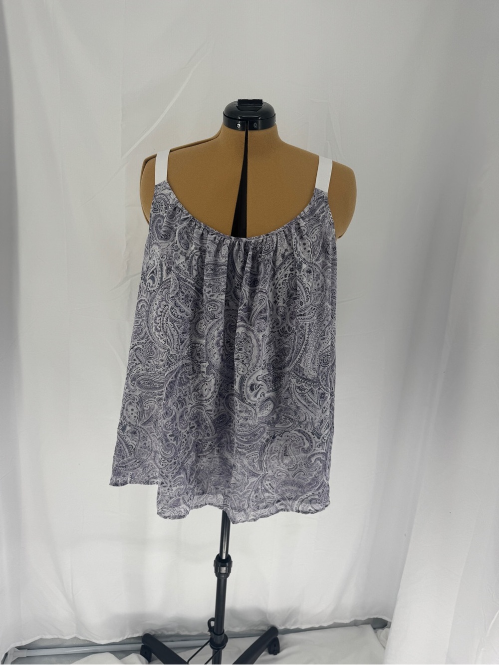 Lane Bryant Pale Lavender Paisley Camisole with White Straps 0148